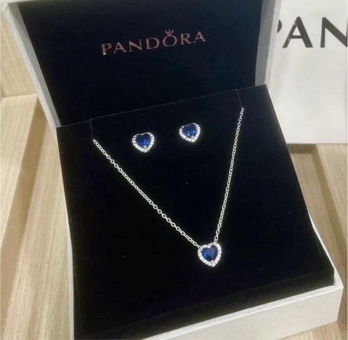 Срібний комплект pandora з серцем кольє і сережки пусети пандора