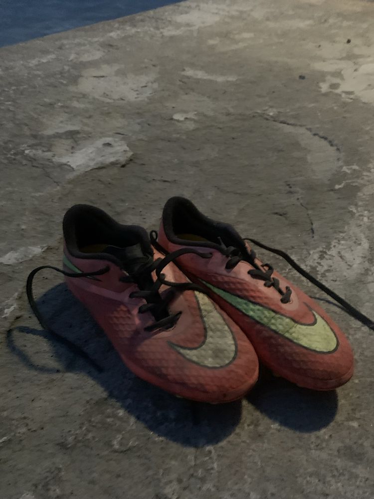 sprzedam korki nike