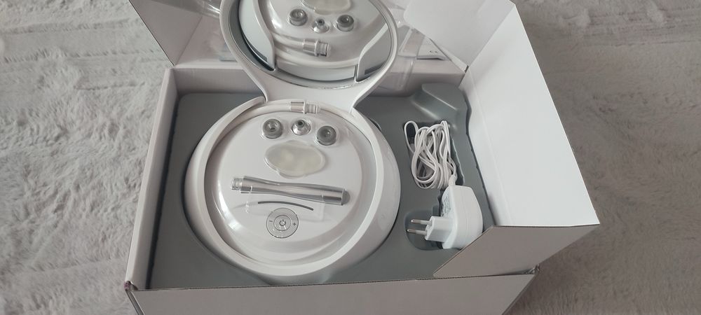 Beuer urządzenie do mikrodermabrazji.