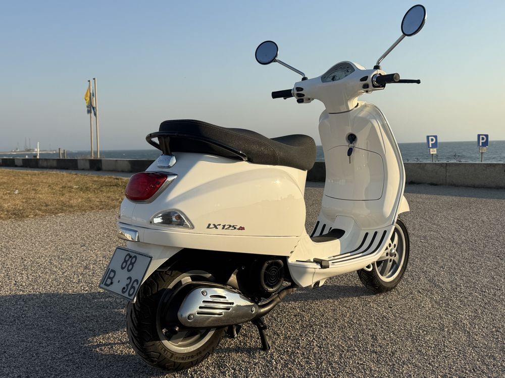 Vespa LX 125ie PARA VENDA – PRONTA A ROLAR!