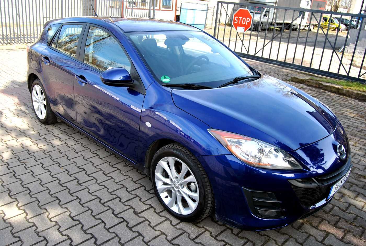 Mazda 3. Rej 04/2010, Bezwypadkowy egzemplarz z małym przebiegiem.