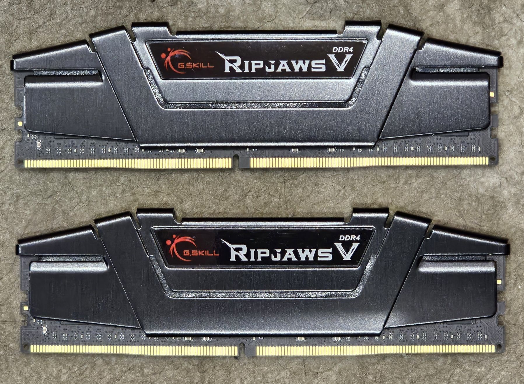 Оперативна пам'ять G.Skill 64 gb DDR4  CL16