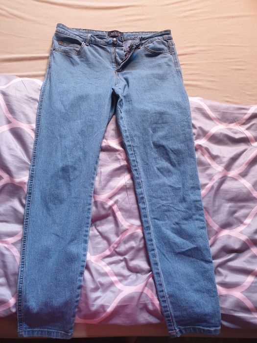 Spodnie jeansowe mohito 40