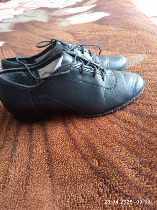 Спортивно бальні туфлі