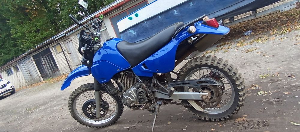 Suzuki  dr 650..