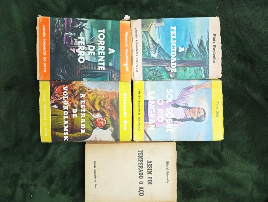 5 LIVROS  politicos muito antigos	Coleção Romances do Povo -1954-55