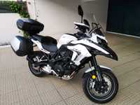 Moto Benelli TRK 502