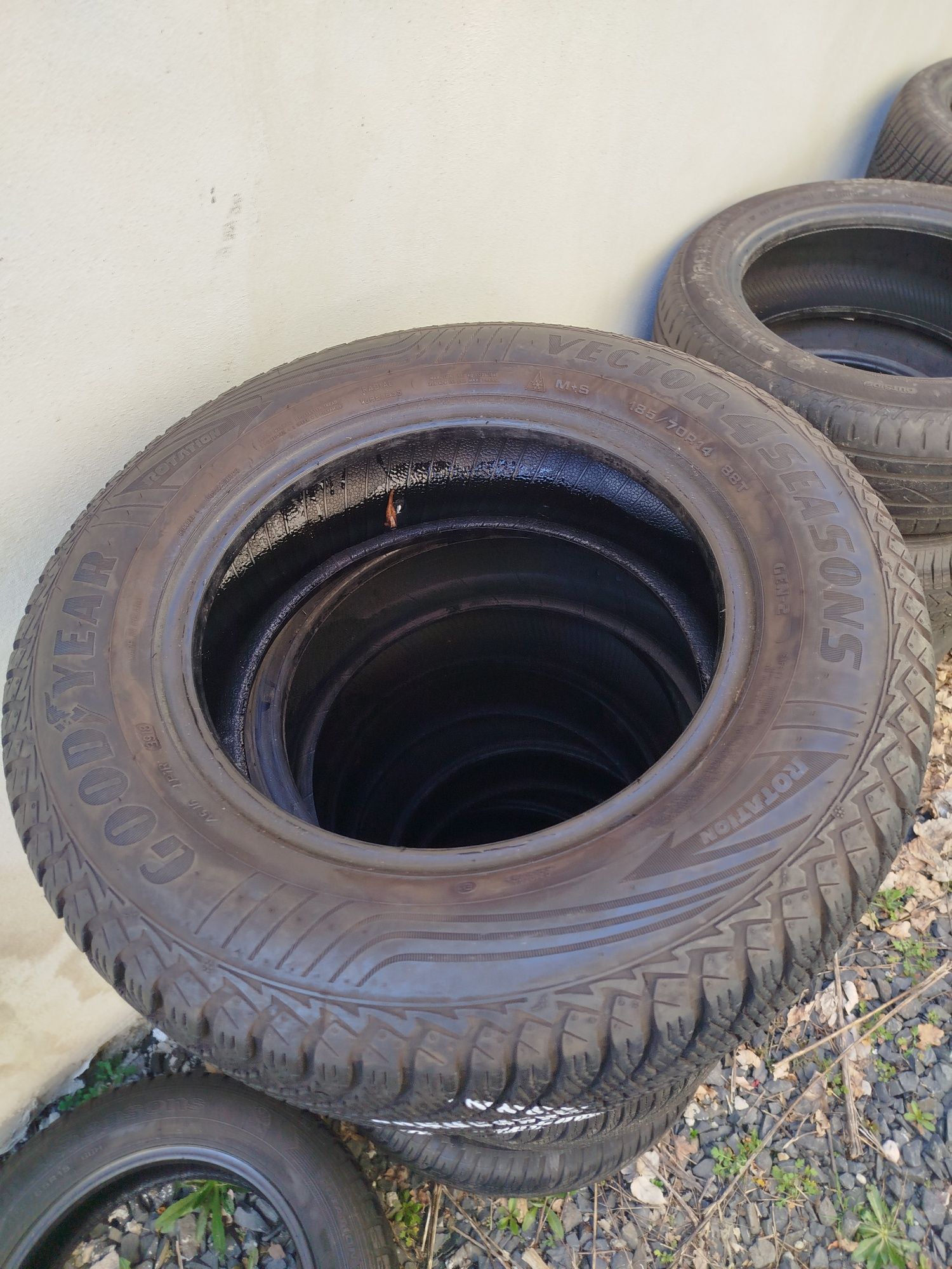185/70/14 88T Goodyear Vector 4 seasons 1 sztuka że