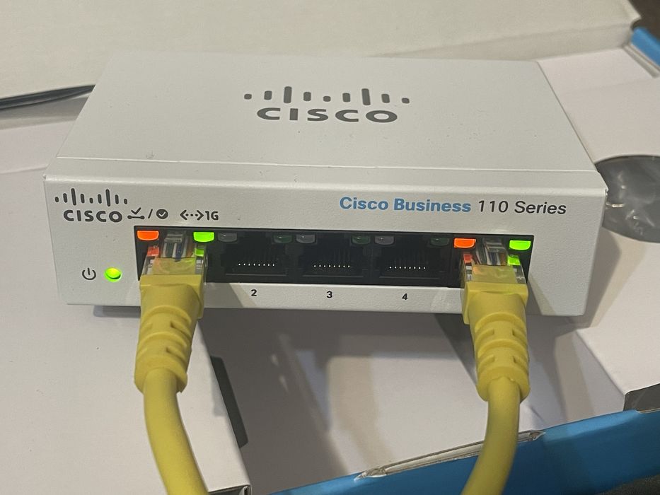 Комутатор cisco CBS110-5T-D (новий)