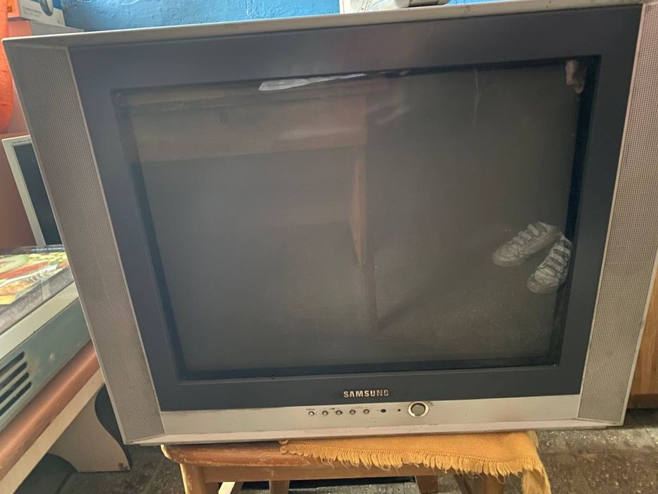 Телевізор Samsung CS-21K30MHQ