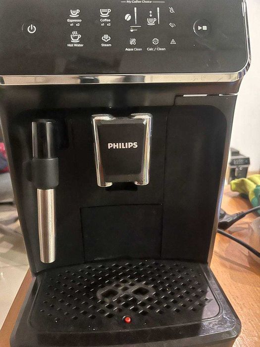 Philips LatteGO EP2220  Philips Кавоварка Кавова машина late