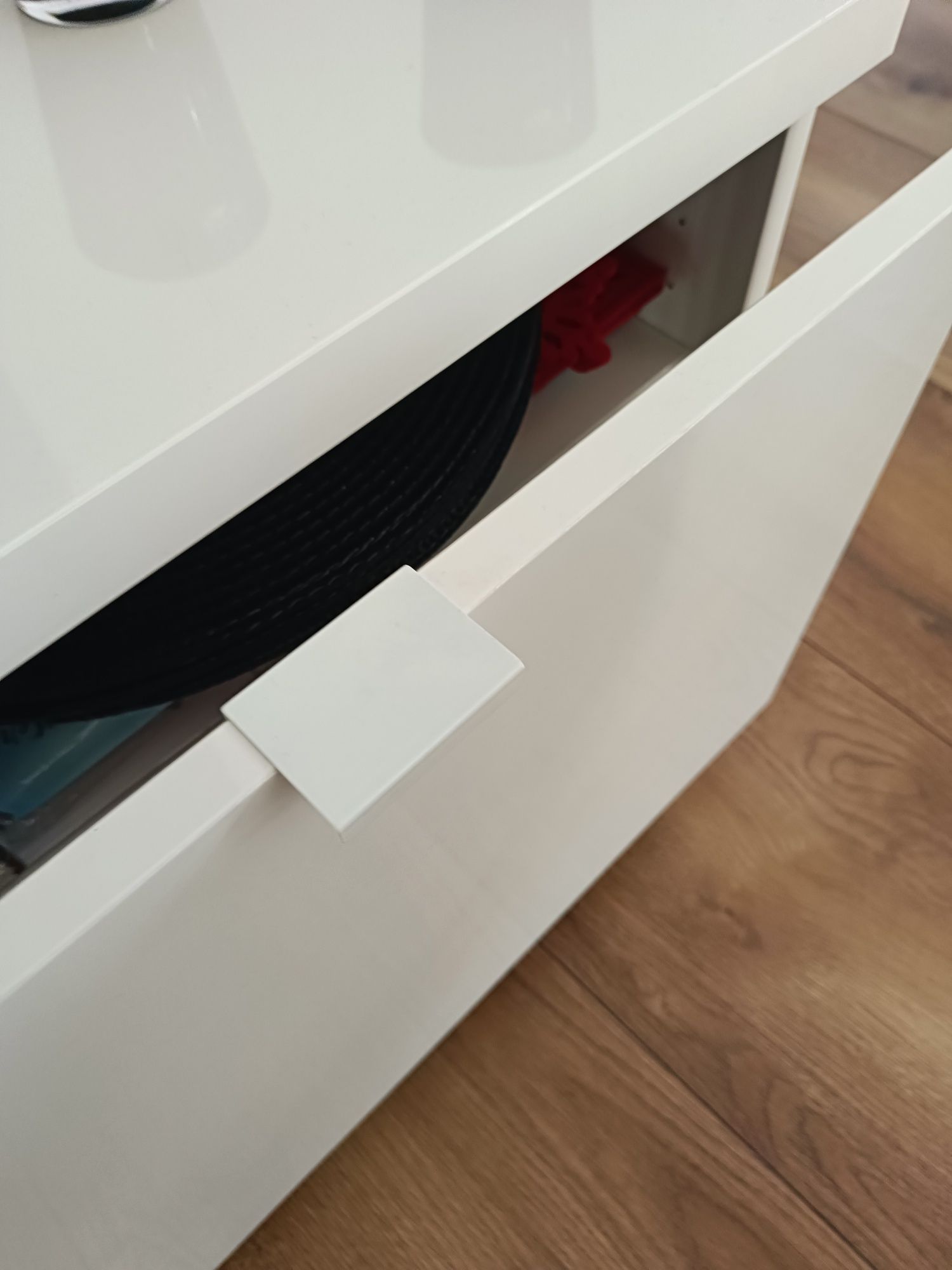 Szafka RTV Byas IKEA