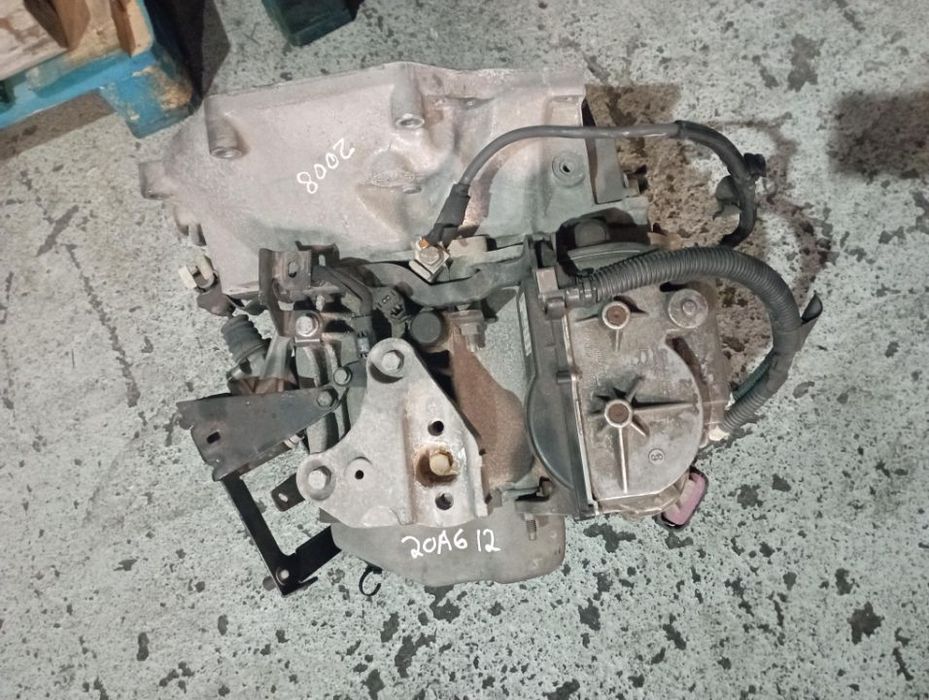 Caixa de Velocidades Automática Citroen C4 Cactus/C3/Peugeot 208/2008 1.2 12v Ref: 20A612