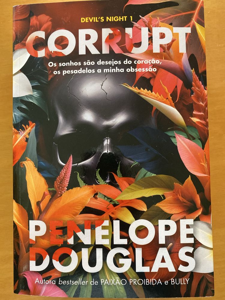 Vendo livro Corrupt - devil’s night 1