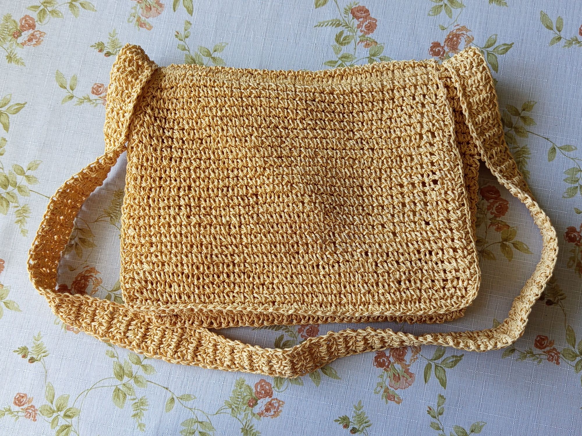 Torebka damska, długi pasek na ramię, kolor słomkowy, vintage