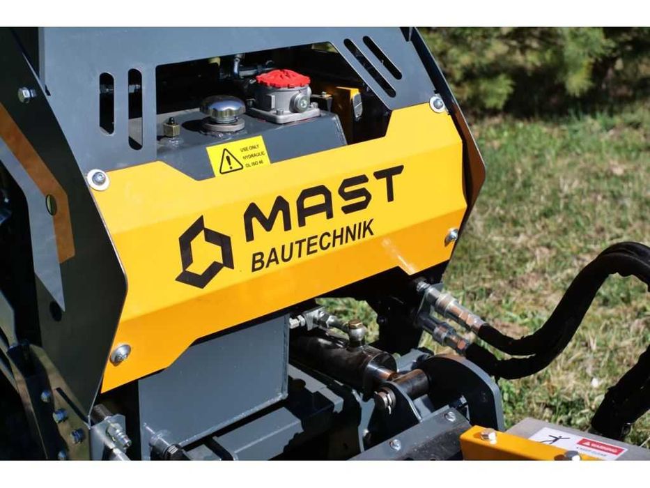 Траншеекопатель MAST Bautechnik MT-TR-100PRO траншеєкопач