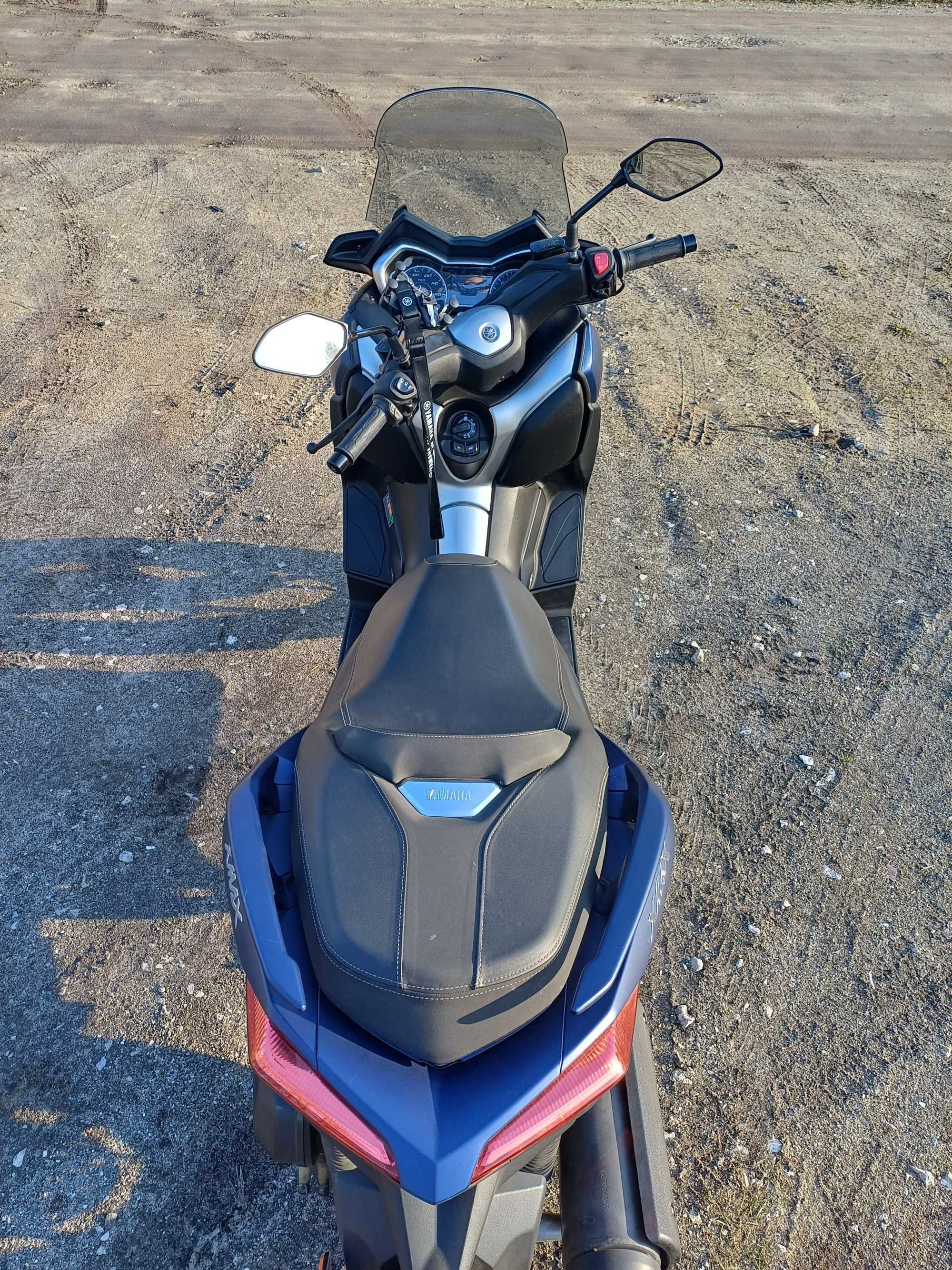 skuter yamaha x-max 125