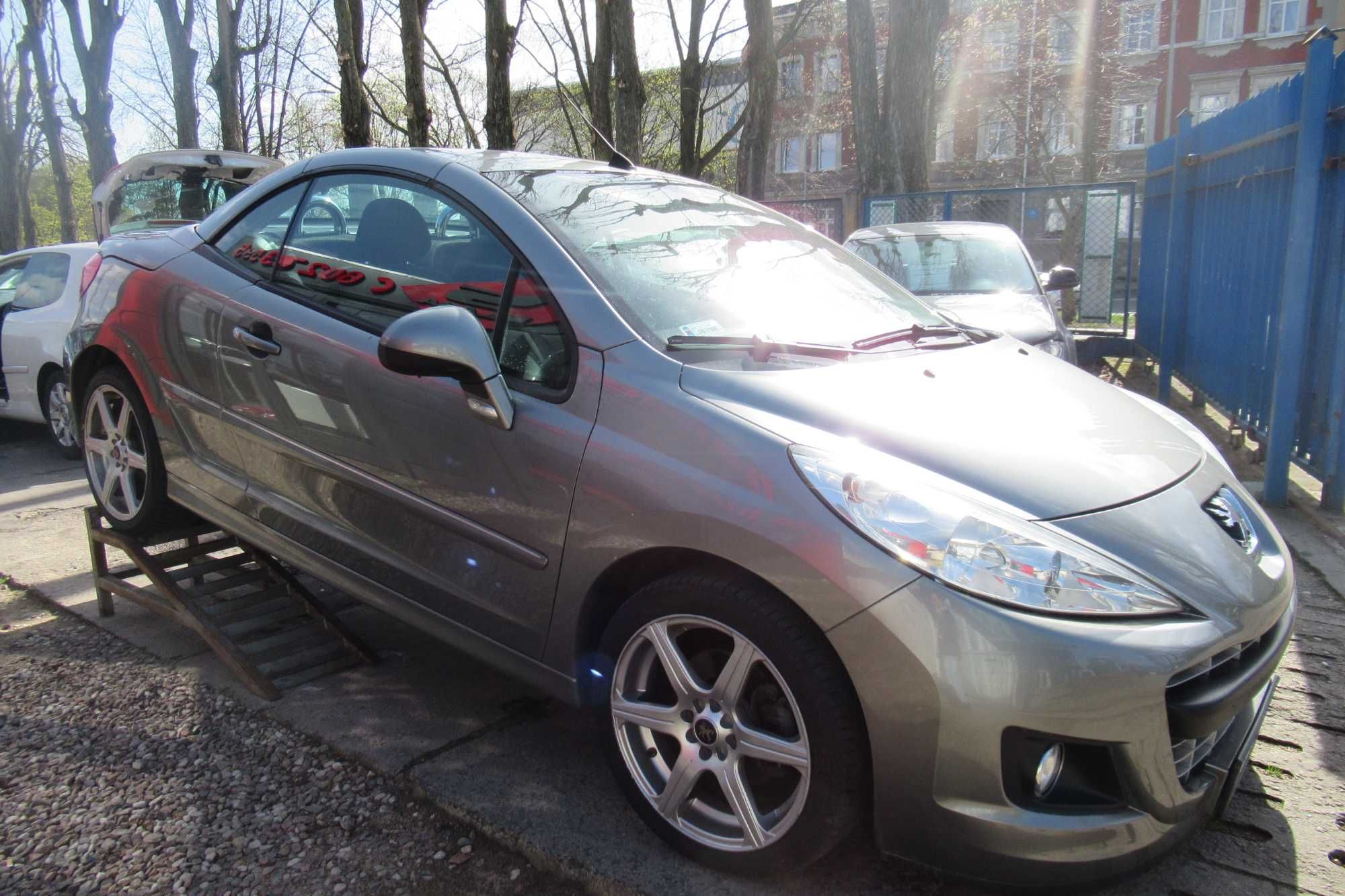 Peugeot 207 cc cabrio coupe 2010 r benzyna 1..6 150 km mały kabriolet