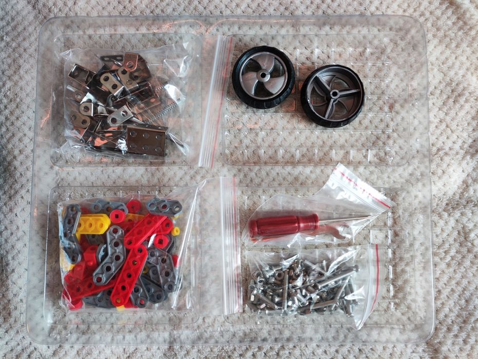 Nowy zestaw mały mechanik Madej