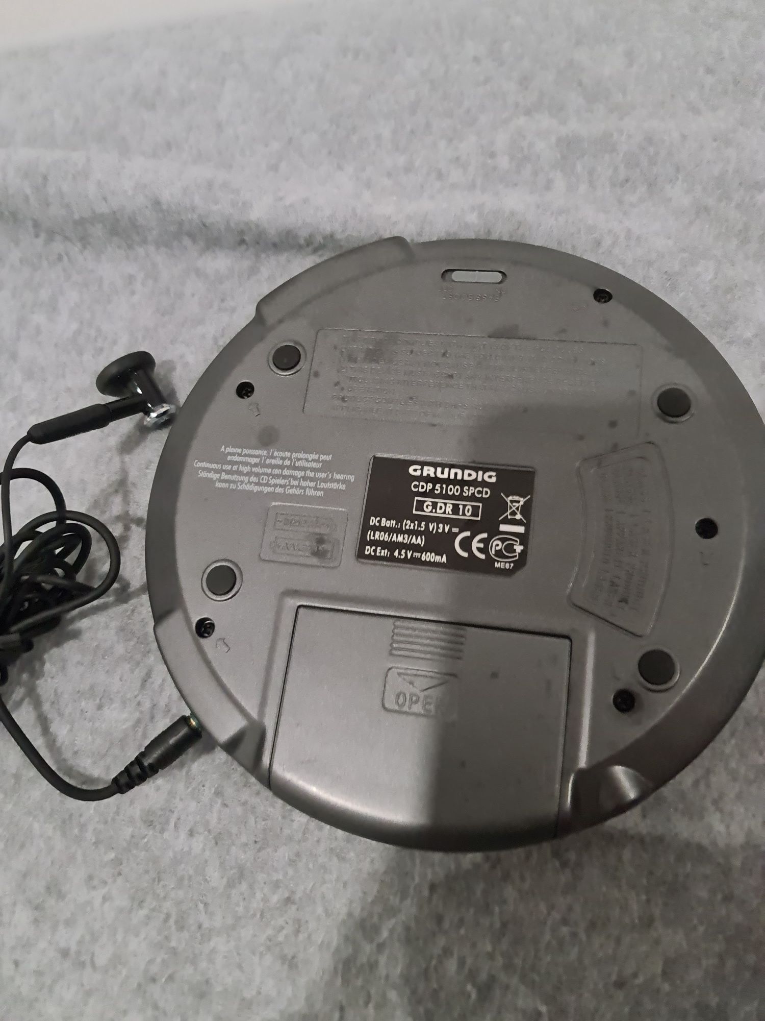 Przenośny Discman Grundig CDP-5100