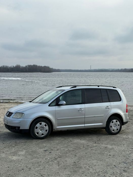 Volkswagen Touran   Дизель на автомате