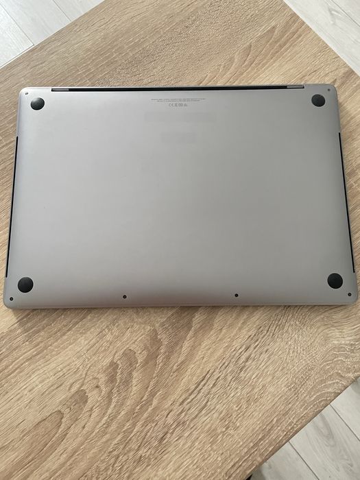 MacBook Pro 15 2019 года