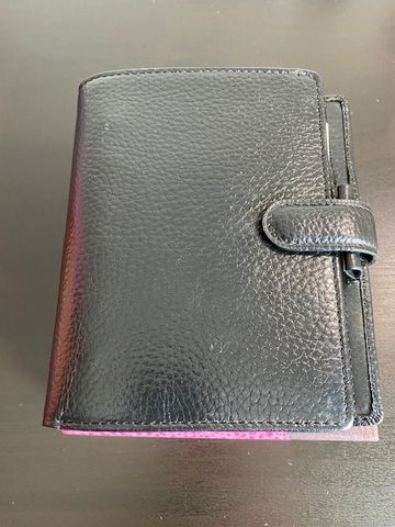 Agenda semanal Filofax pele genuína preto