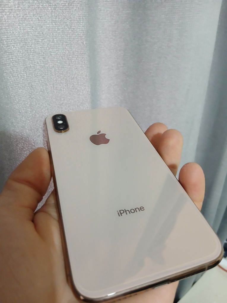 Продам IPhone Xs 256gb