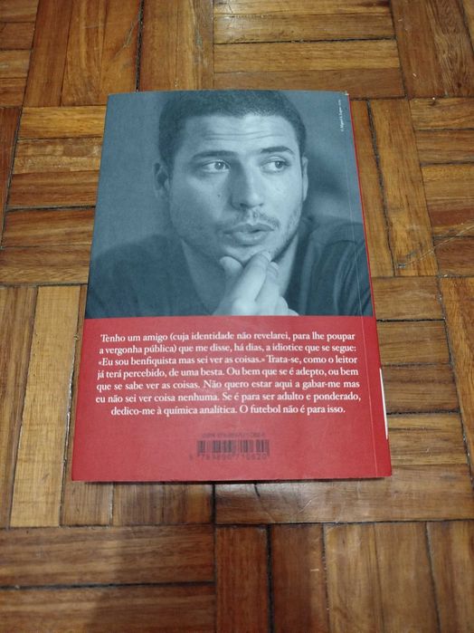 A Chama Imensa - Ricardo Araújo Pereira