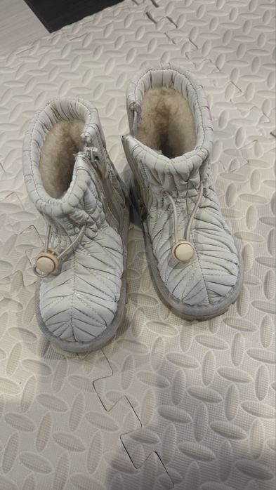 Взуття для дівчинки з утепленням