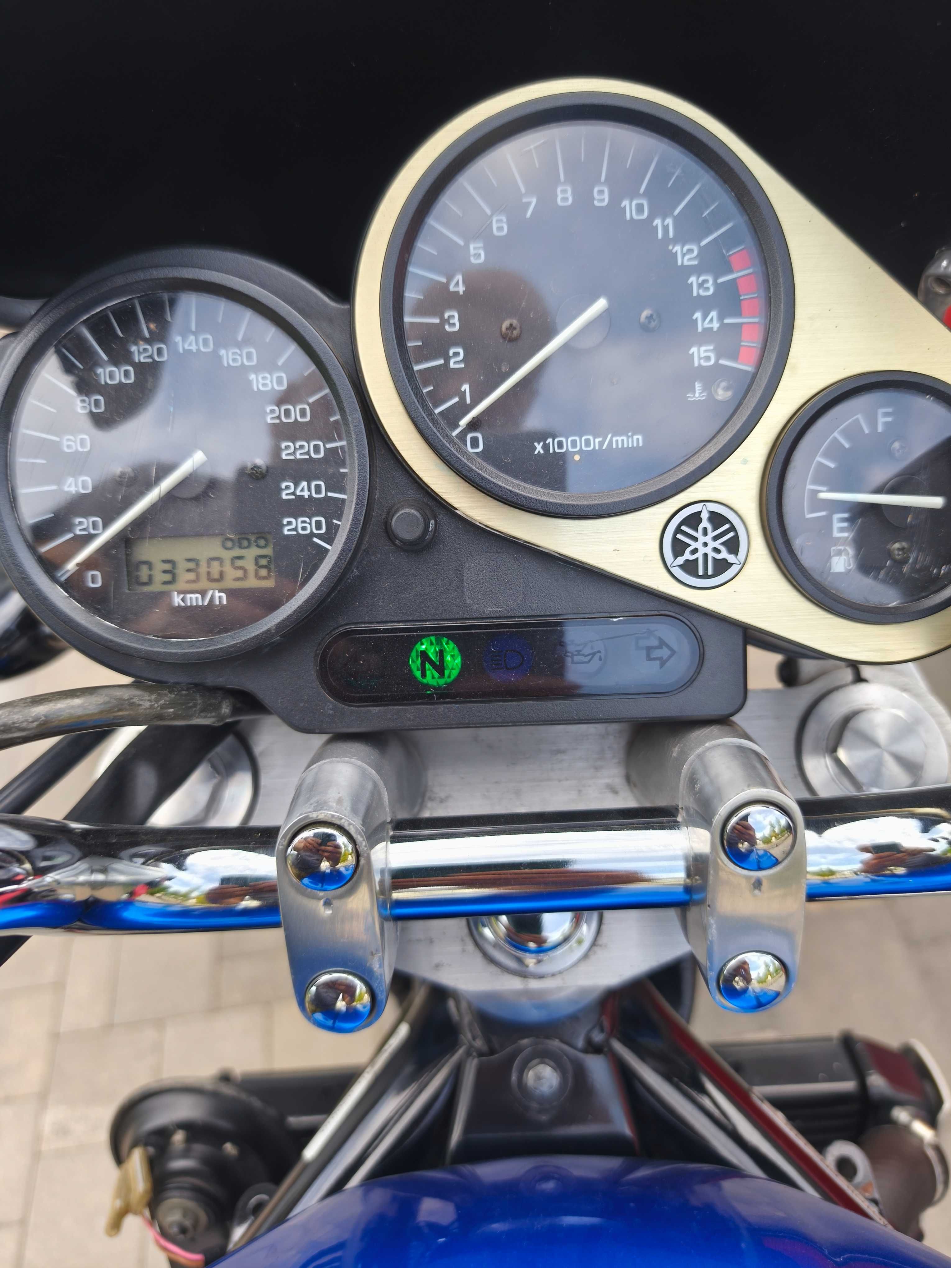 Motocykl Yamaha Fazer 600 fz6 szosowo -turystyczny
