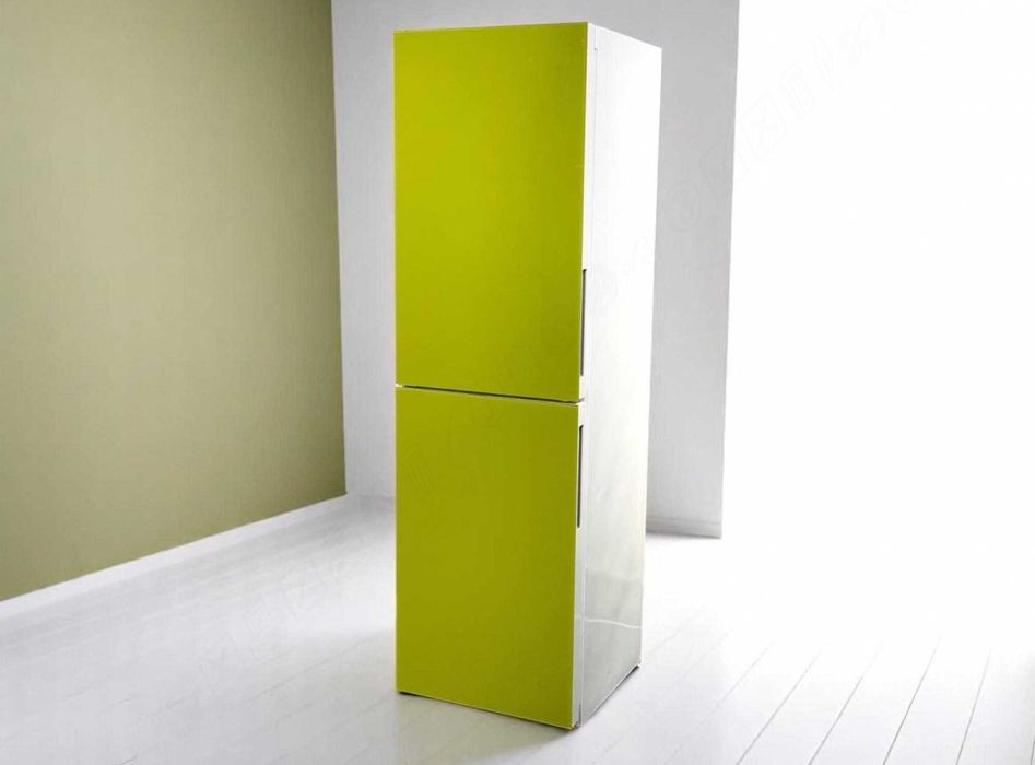 Холодильник MIele KFN 29042 green Зелено скло - зеленое стекло