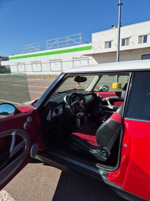 Продається  MINI Cooper Hatch R56