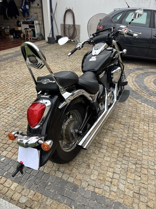 Suzuki intruder c800