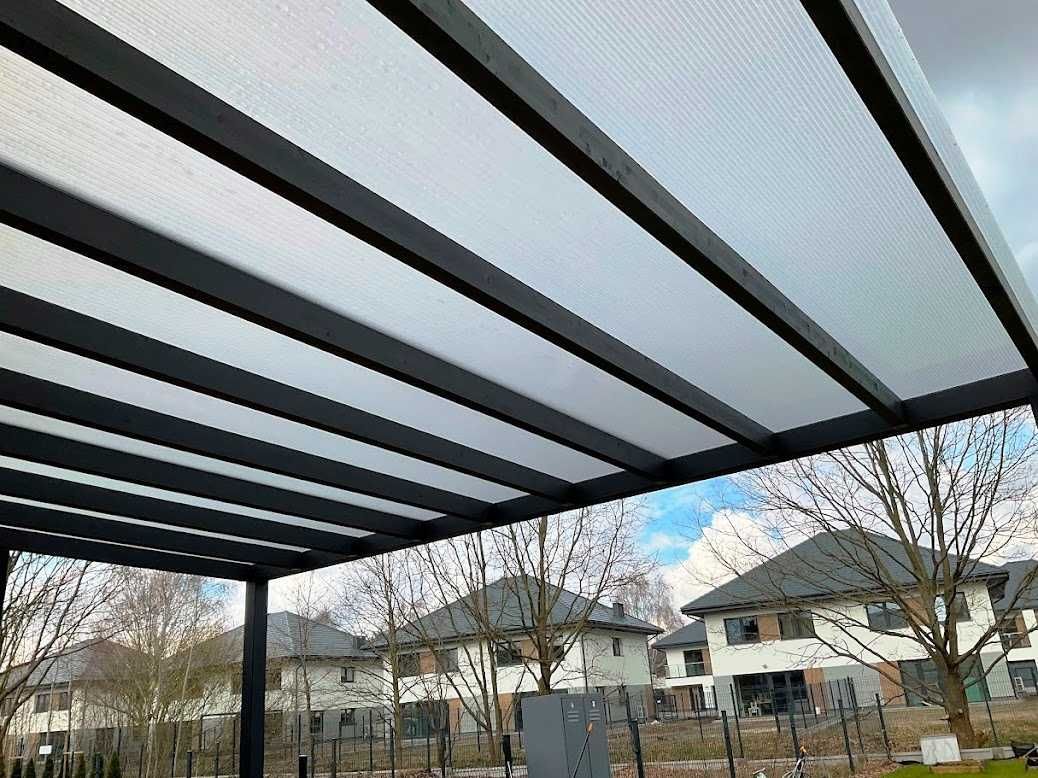 pergola z drewna klejonego BSH, zadaszenie tarasu, poliwęglan