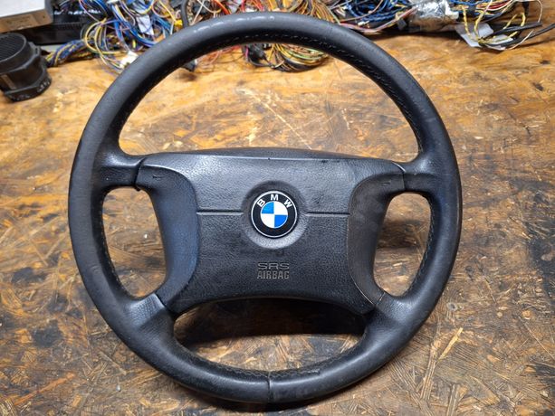 Kierownica skórzana kompletna z poduszką i taśmą BMW e36