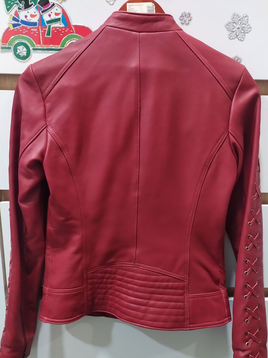 Шкіряна куртка червона Neiman Marcus