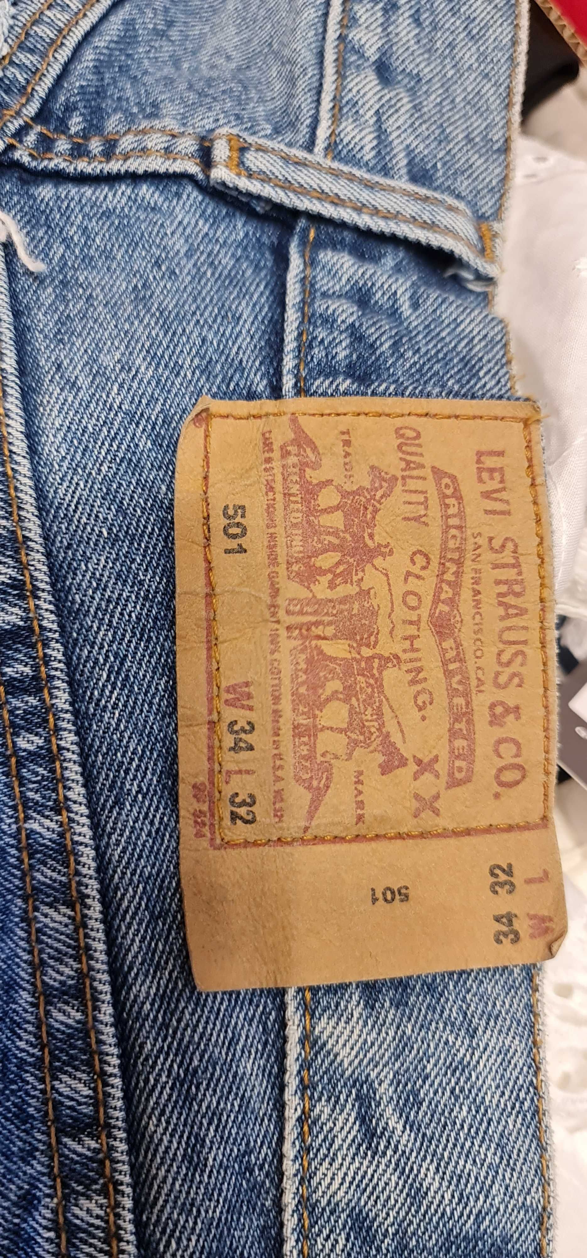 1283b Spódnica mini Levis rozmiar M.
