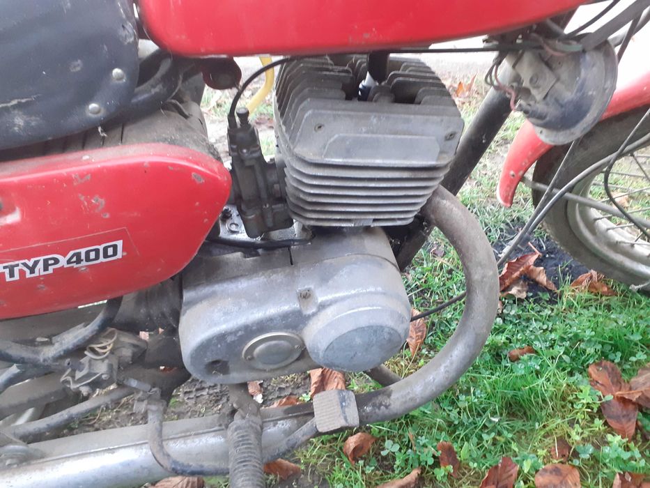 Sprzedam dwa motocykle Romet silniki i części