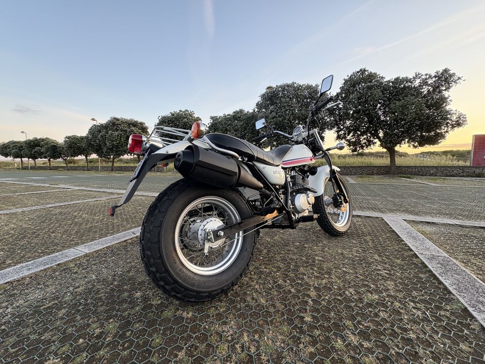 Suzuki VanVan 125, coleção, igual a nova.