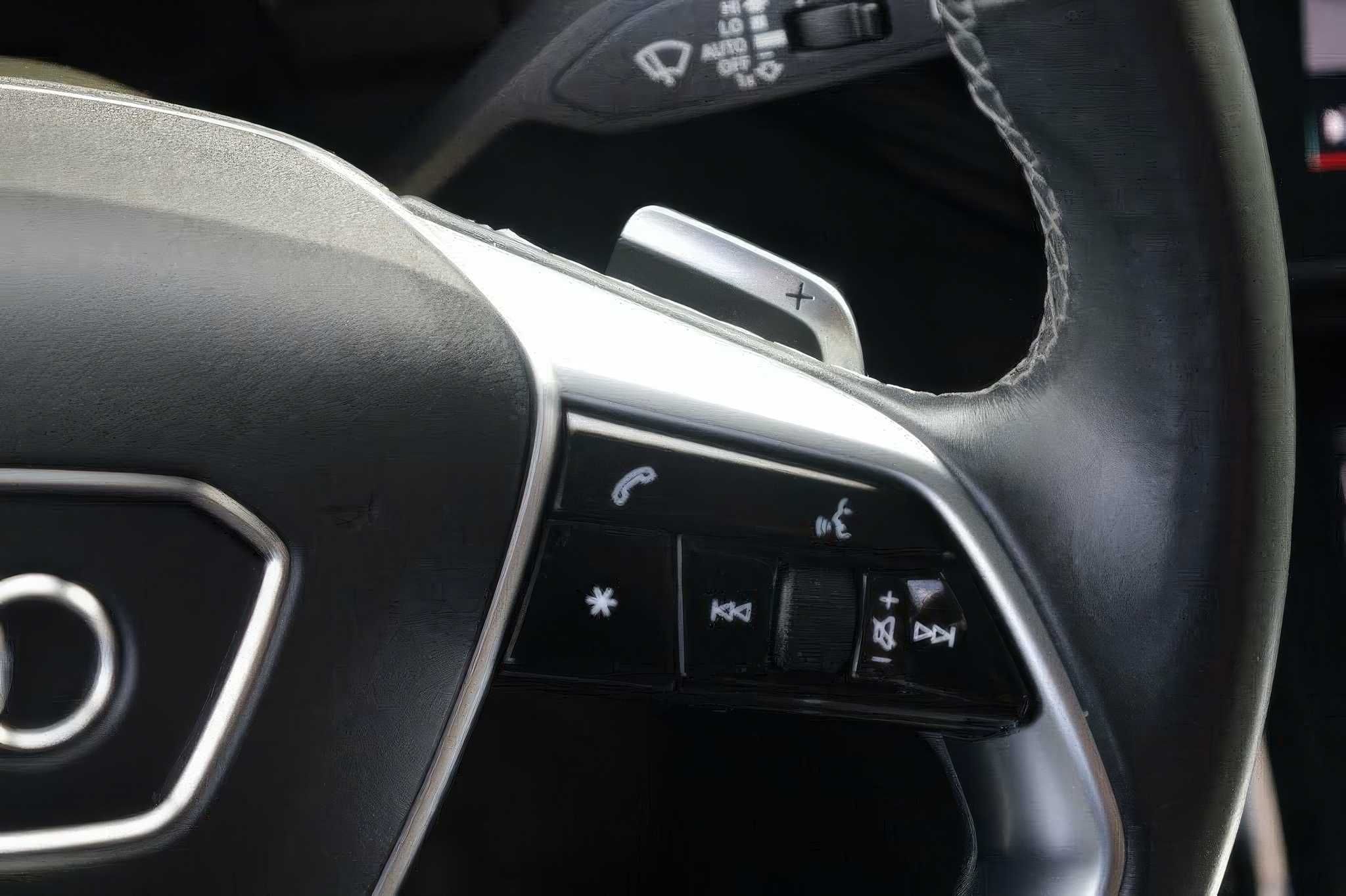 2022 Audi e-tron Premium Plus quattro