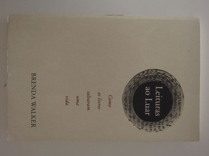 Leituras ao Luar, Brenda Walker
