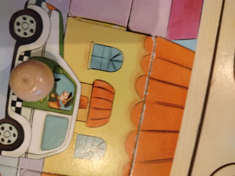 Zestaw drewnianych układanek