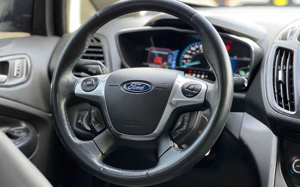 Ford C-Max 2016 року