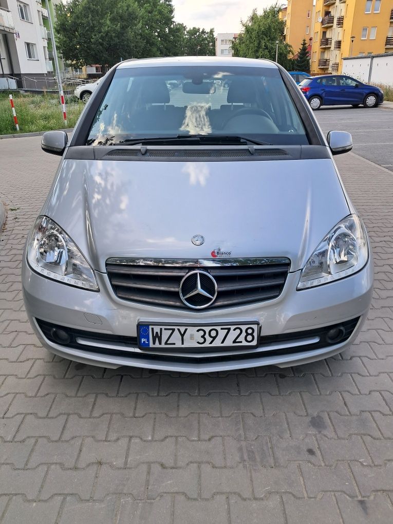 Mercedes A 180 klima, mały przebieg