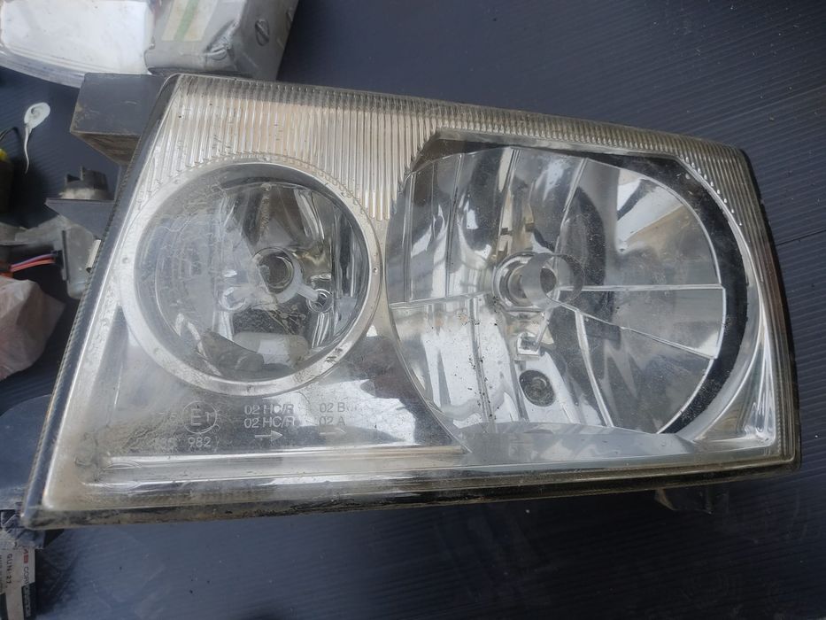 Grelhas e farois terrano 2