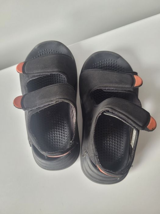 Klapki Adidas sandały r. 21 /22