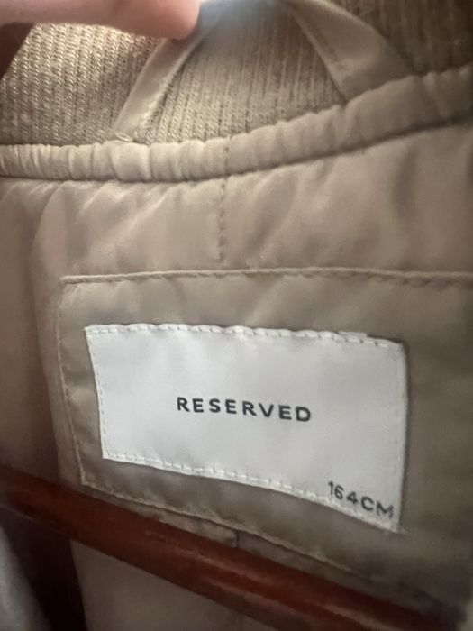 Бомбер жіночий Reserved