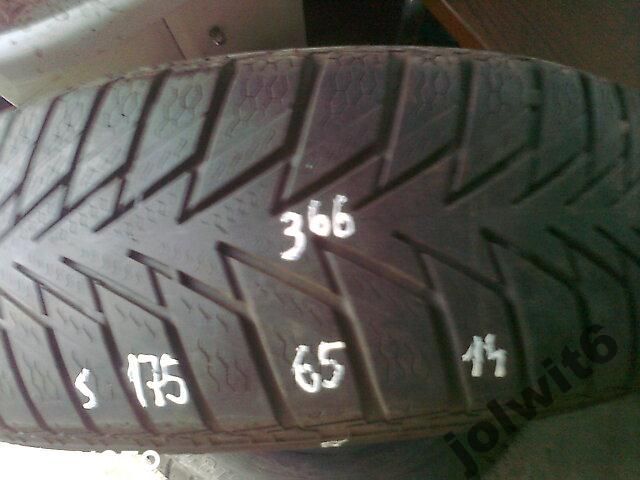 Continental  175/65/14  82T  nr  366