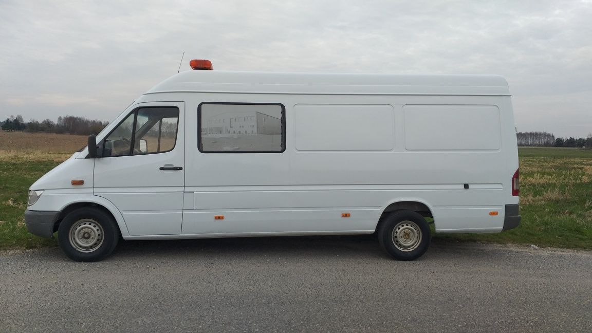 Mercedes Sprinter MAXI 2,7 157 KM 6 Osobowy Brygadówka